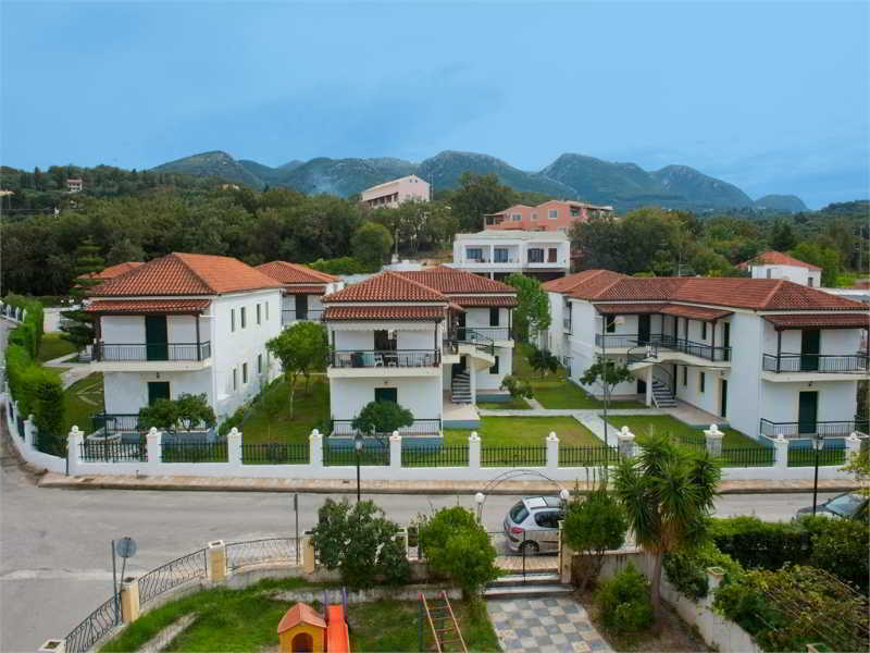 Corifo Village Akharavi Extérieur photo