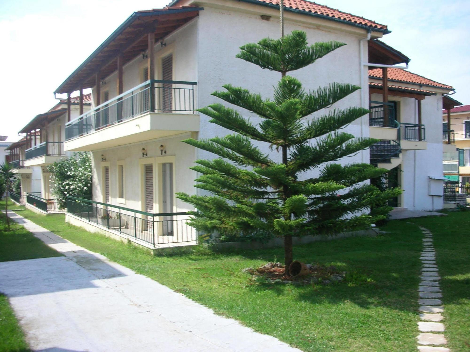 Corifo Village Akharavi Extérieur photo