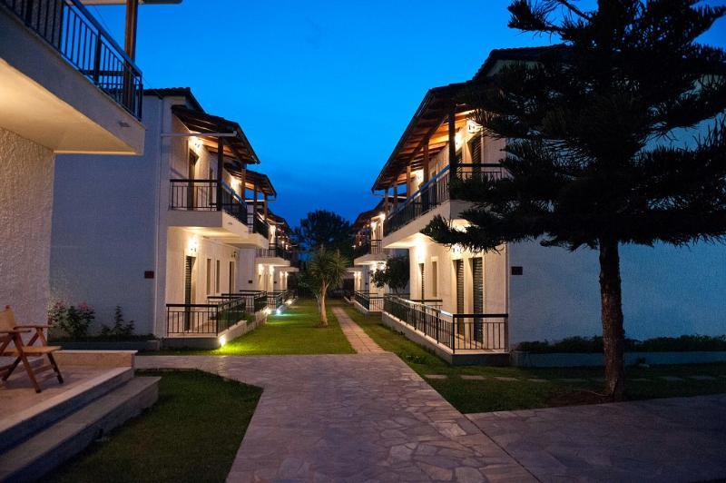 Corifo Village Akharavi Extérieur photo